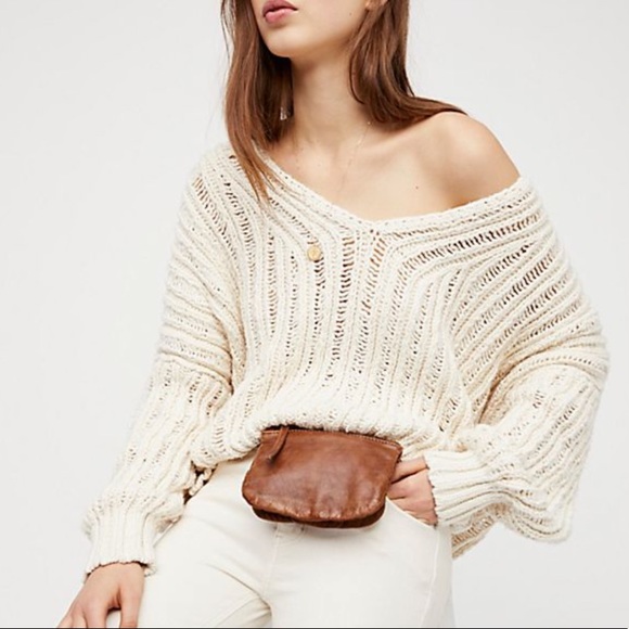 Urban Outfitters Sweaters - Urban Outfitters V Neck Chunky Knit Sweater XS